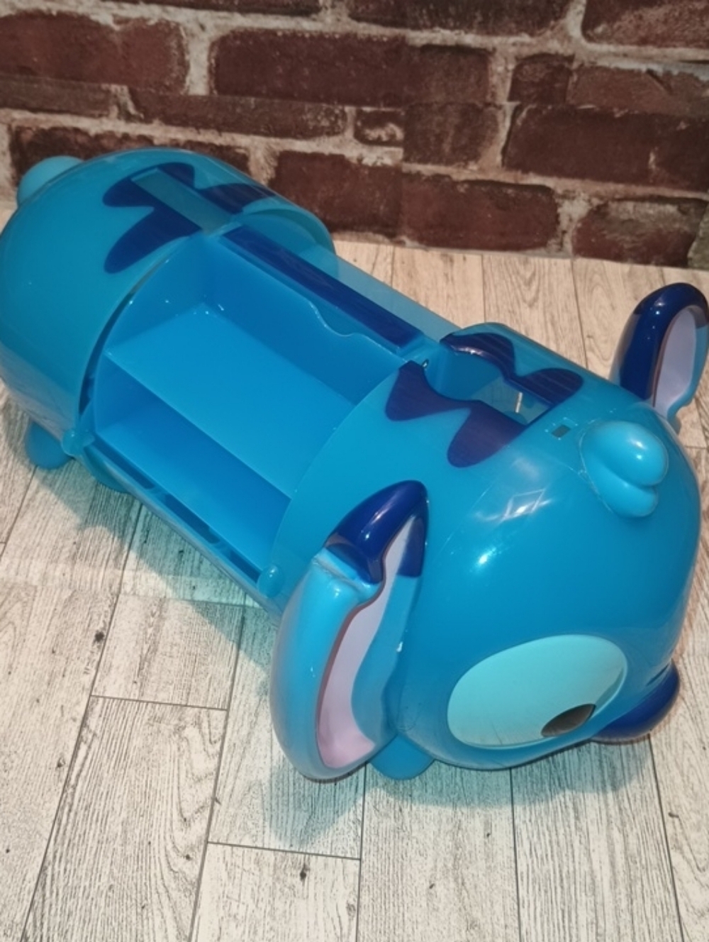 Disney Tsum Tsum Stitch Stack N Display Case